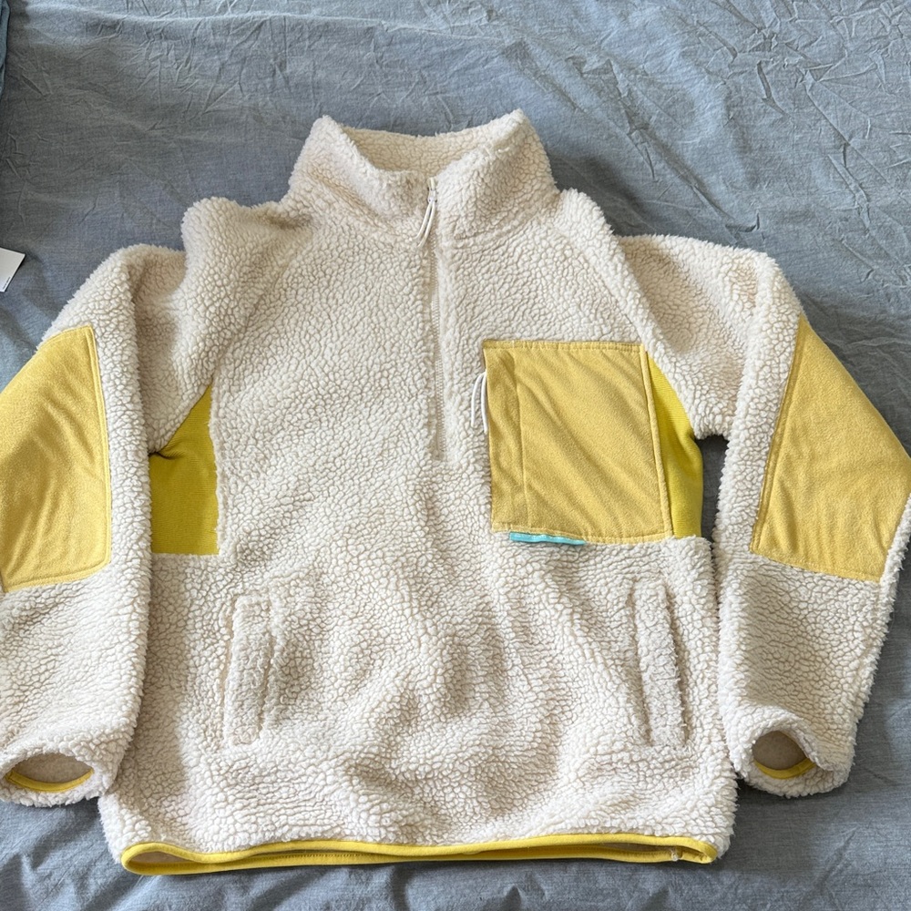 Women's Cream and Yellow Sherpa Pullover